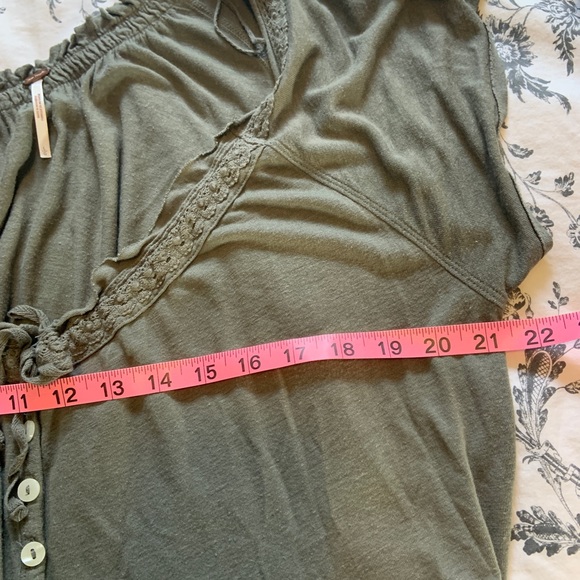 Free people linen rayon pretty boho top - Picture 2 of 5